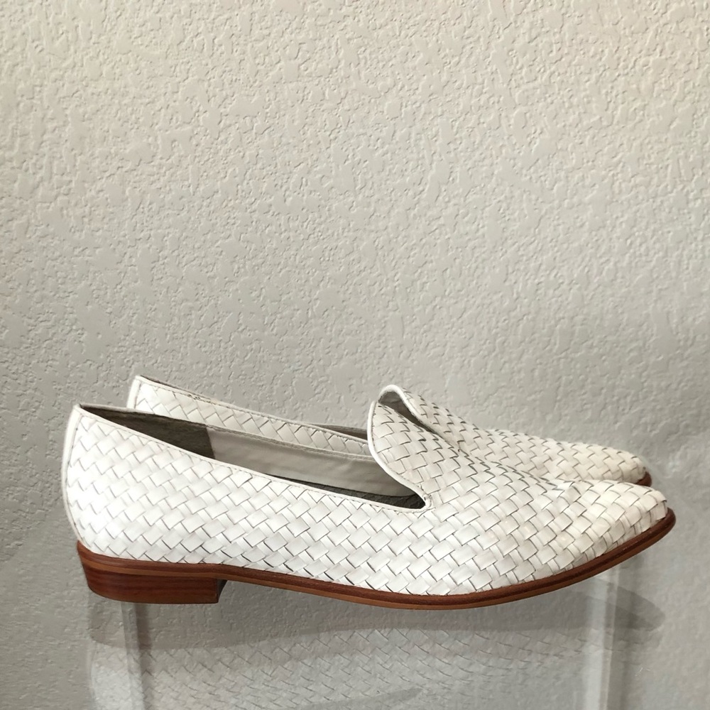 Bandolino White Leather Woven Loafers - Picture 3 of 12